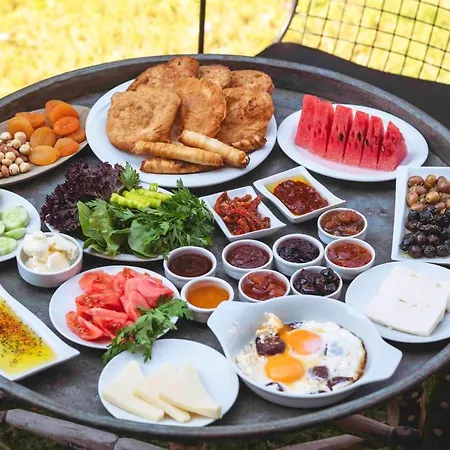 Cunda Tas Hotel Ayvalı