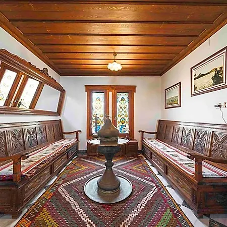 Hotel Cunda Tas *