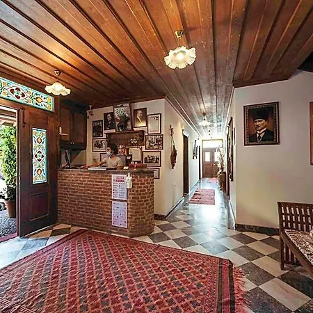 Cunda Tas Ayvalı