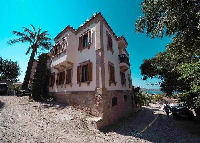 Cunda Tas Hotell Ayvalı