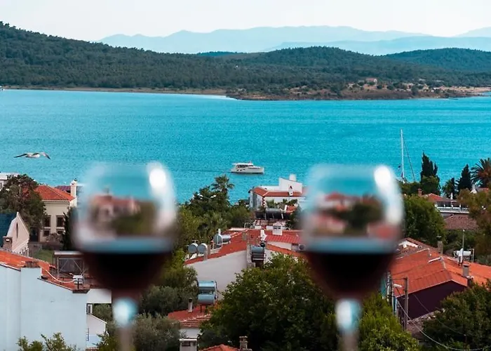 Cunda Tas Hotell Ayvalı